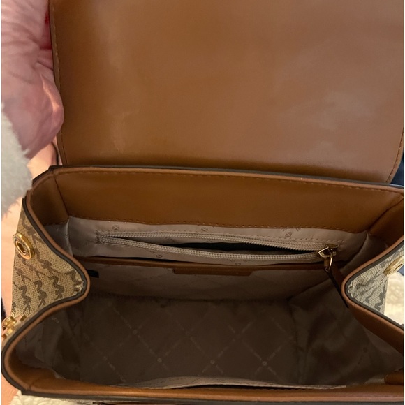 Michael Kors Mindy Backpack - Picture 4 of 8